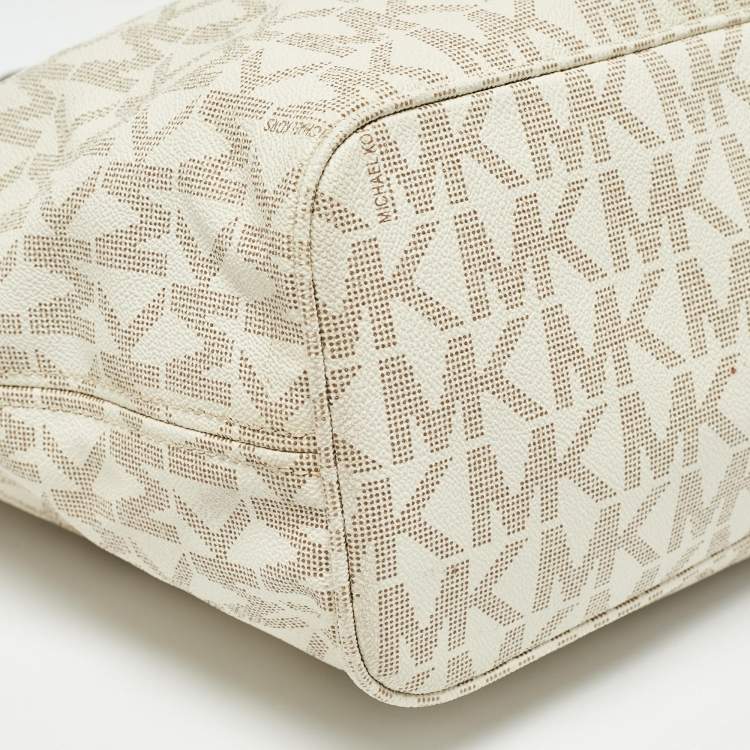 Pre Owned Michael Kors Beige/White Signature Coated Canvas and Leather Jet Set Tote