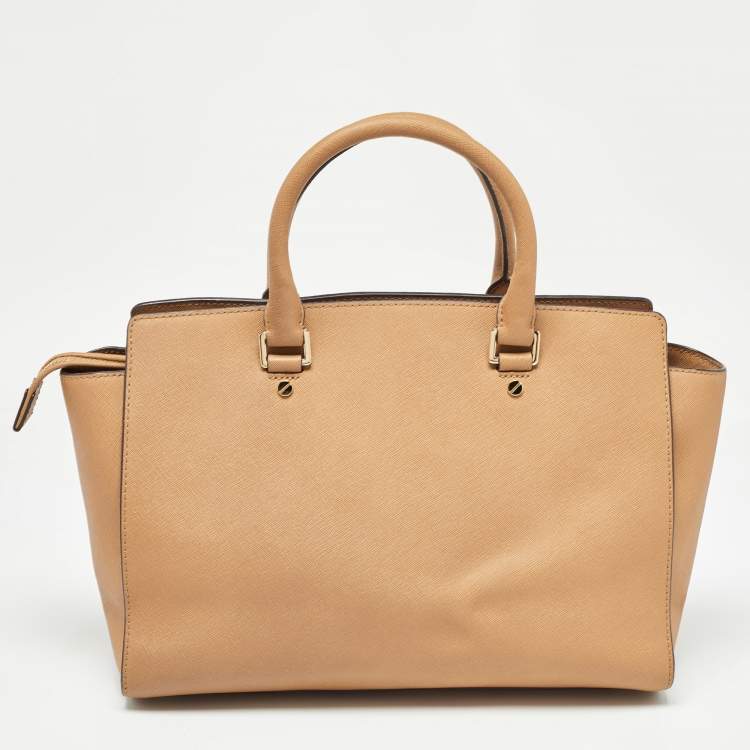 Pre Owned Michael Kors Brown Saffiano Leather Large Selma Tote