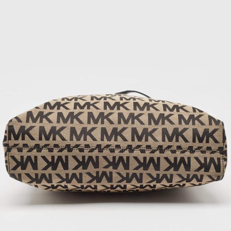 Pre Owned Michael Kors Black/Beige Signature Canvas and Leather Jet Set Tote