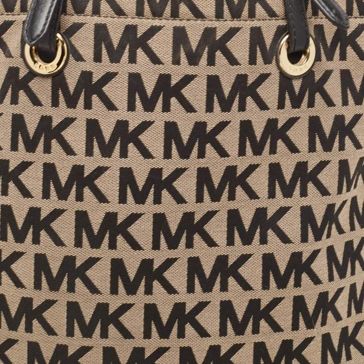 Pre Owned Michael Kors Black/Beige Signature Canvas and Leather Jet Set Tote