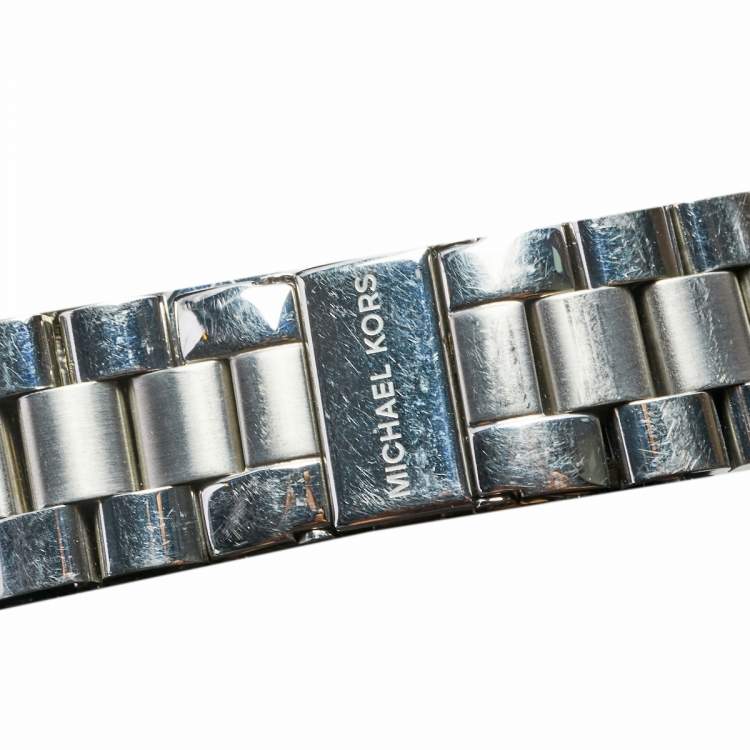Pre Owned Michael Kors Silver Stainless Steel Runway MK-5076 Women's Wristwatch 38 mm