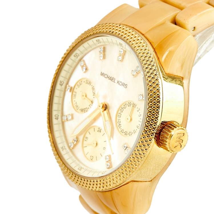 Pre Owned Michael Kors Mother of Pearl Gold Plated Stainless Steel Horn Acetate Mk5400 Women's Wristwatch 33 mm