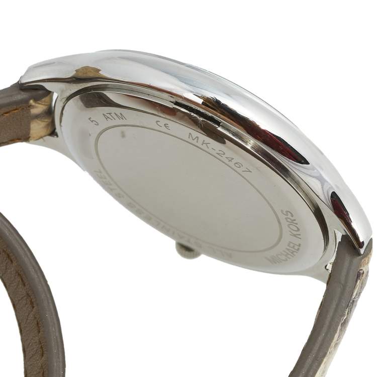 Pre Owned Michael Kors Silver Stainless Steel Leather Slim Runway MK-2467 Women's Wristwatch 42 mm