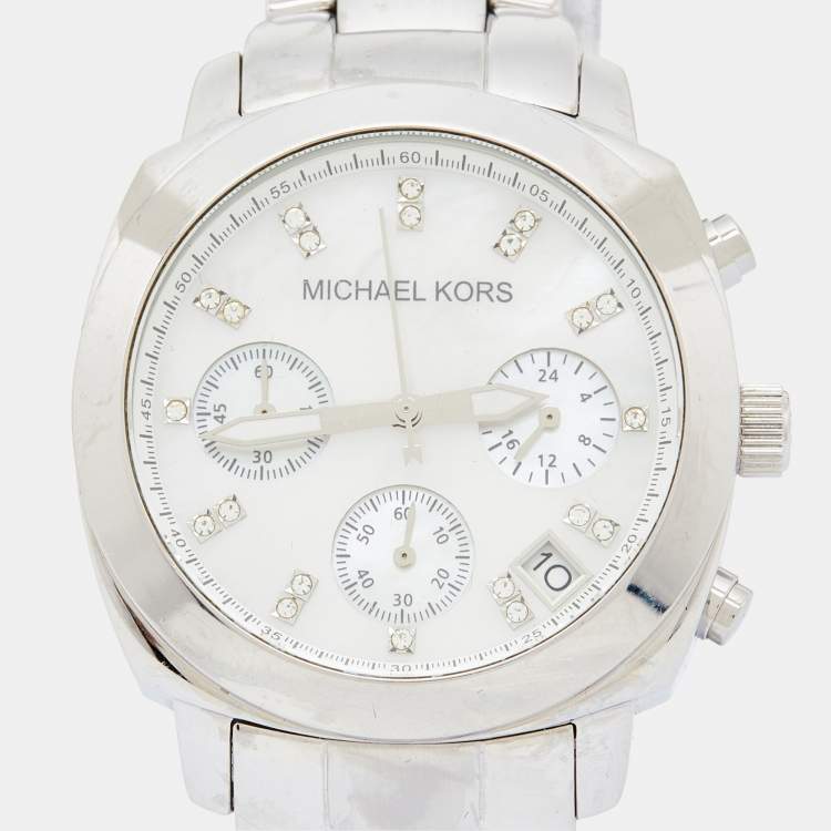 Pre Owned Michael Kors White Mother of Pearl Stainless Steel MK5092 Women's Wristwatch 35 mm