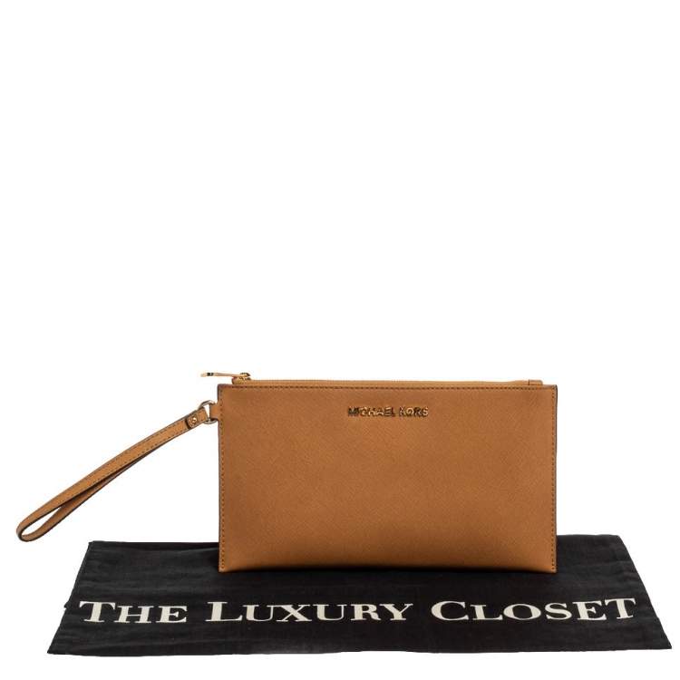 Pre Owned MICHAEL Michael Kors Tan Leather Jet Set Wristlet Pochette