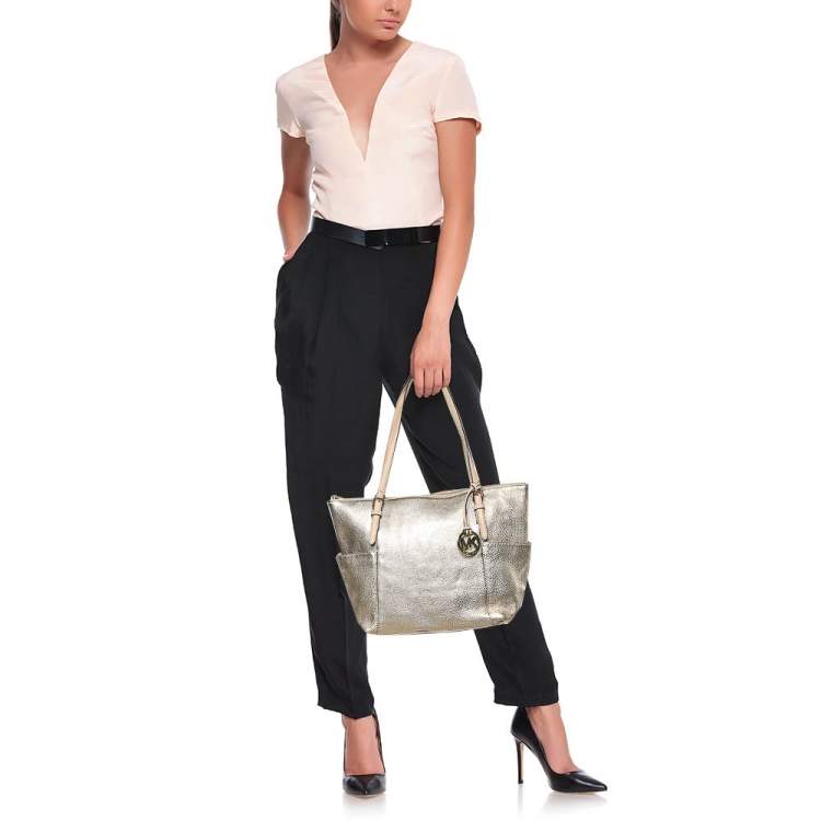 Pre Owned MICHAEL Michael Kors Gold Leather Jet Set Top Zip Tote