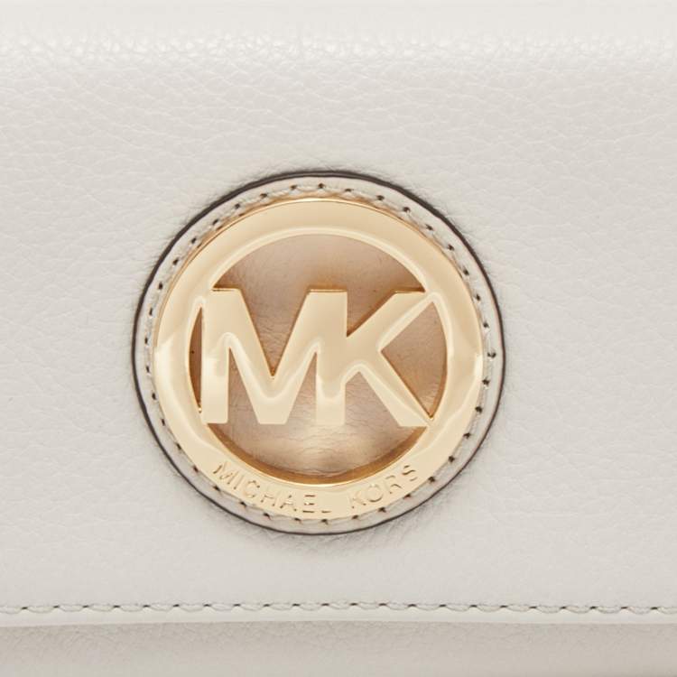 Pre Owned Michael Kors Vanilla Leather Fulton Flap Continental Wallet