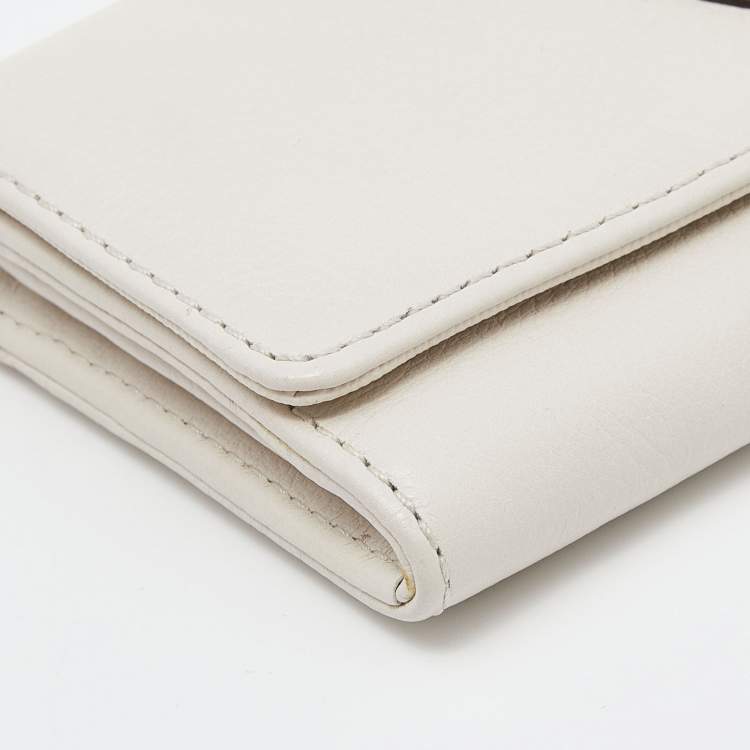 Pre Owned Michael Kors Vanilla Leather Fulton Flap Continental Wallet