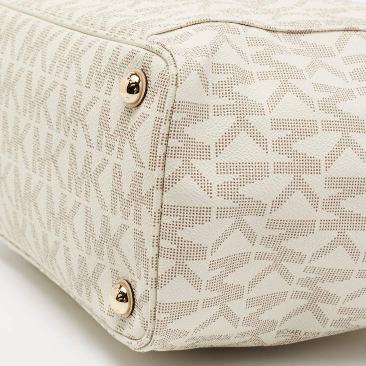 Pre Owned MICHAEL Michael Kors White Signature Coated Canvas and Leather Jet Set East West Tote