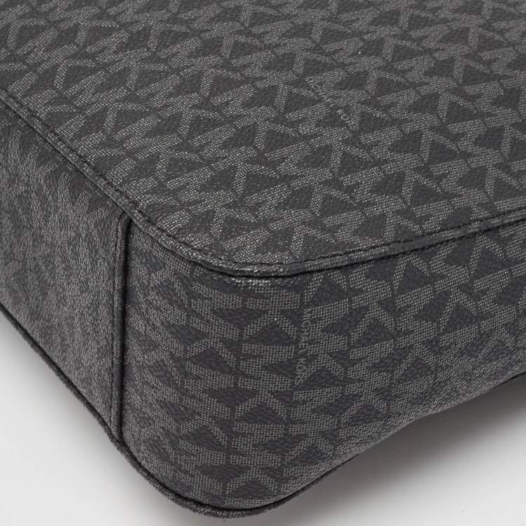 Pre Owned Michael Kors Black Signature Coated Canvas and Leather Large Jet Set Travel Messenger Bag