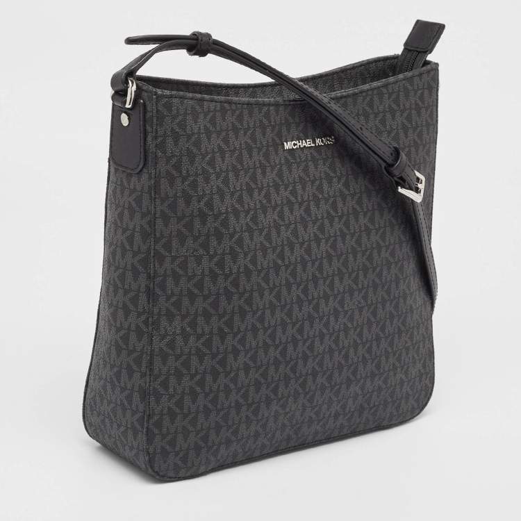 Pre Owned Michael Kors Black Signature Coated Canvas and Leather Large Jet Set Travel Messenger Bag