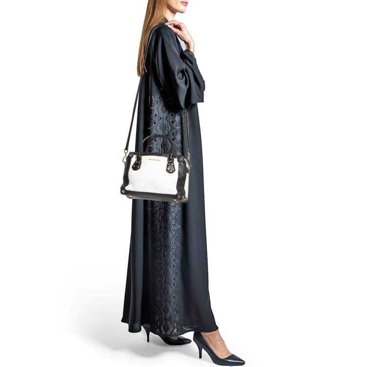 Pre Owned MICHAEL Michael Kors White/Black Leather Small Taryn Satchel