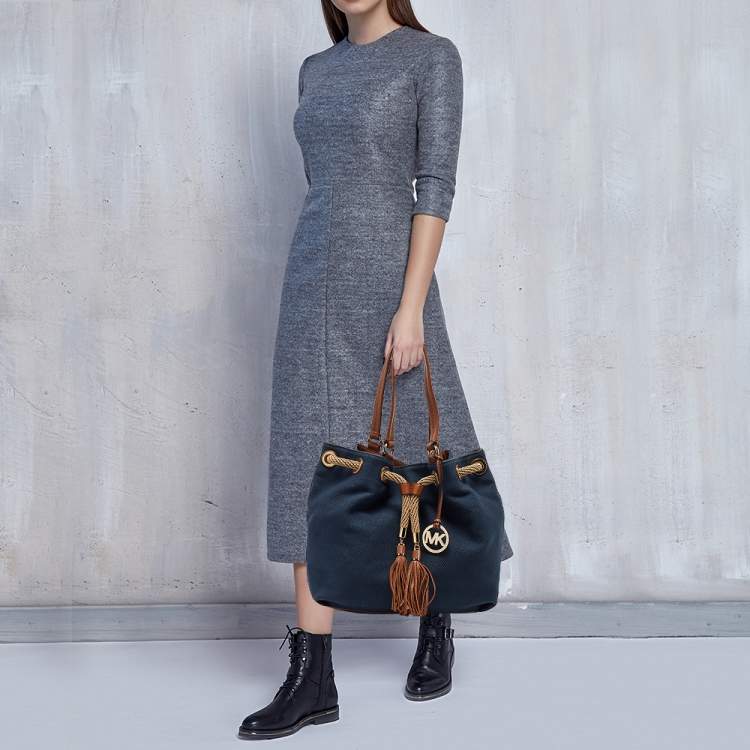 Pre Owned MICHAEL Michael Kors Navy Blue/Brown Canvas Marina Drawstring Tote