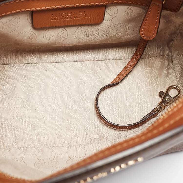 Pre Owned MICHAEL Michael Kors Brown Leather Small Selma Crossbody Bag