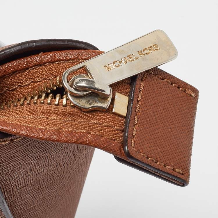 Pre Owned MICHAEL Michael Kors Brown Leather Small Selma Crossbody Bag