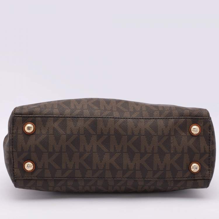 Pre Owned MICHAEL Michael Kors Brown Signature Coated Canvas Medium Cynthia Tote
