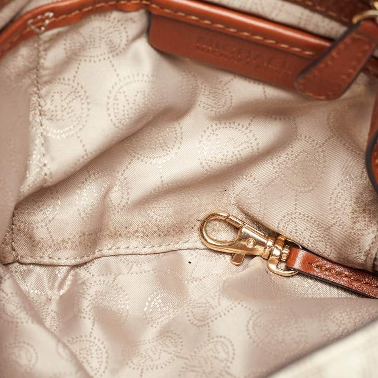 Pre Owned MICHAEL Michael Kors White Signature Coated Canvas Jet Set Shoulder Bag