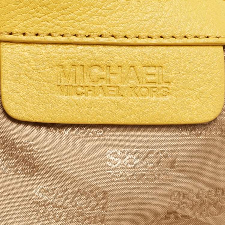 Pre Owned MICHAEL Michael Kors Yellow Leather Braided Drawstring Shoulder Bag