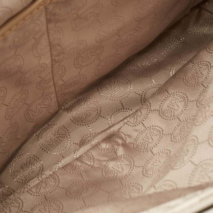 Pre Owned MICHAEL Michael Kors White Signature Coated Canvas Jet Set Logo Pocket Tote