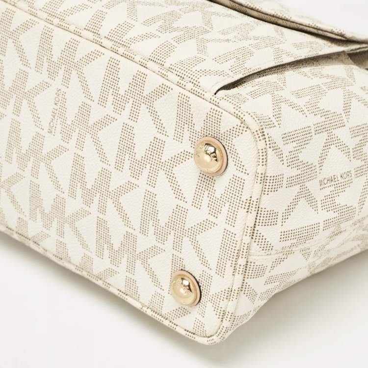 Pre Owned MICHAEL Michael Kors White Signature Coated Canvas Jet Set Logo Pocket Tote