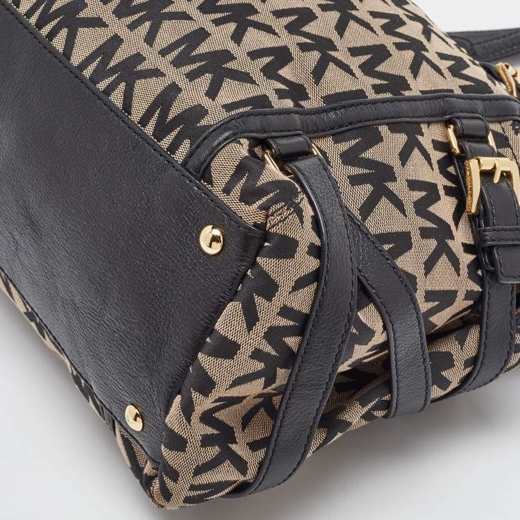 Pre Owned MICHAEL Michael Kors Black/Beige Signature Canvas and Leather Gansevoort Tote