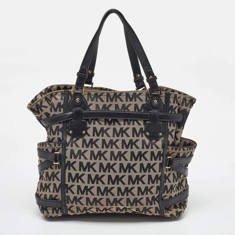 Pre Owned MICHAEL Michael Kors Black/Beige Signature Canvas and Leather Gansevoort Tote