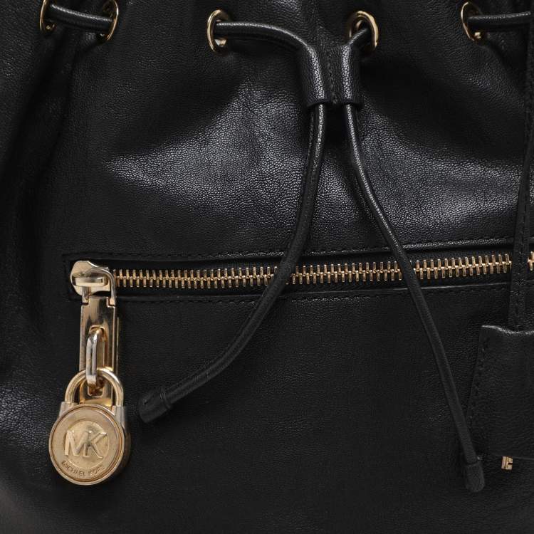 Pre Owned MICHAEL Michael Kors Black Leather Drawstring Hobo