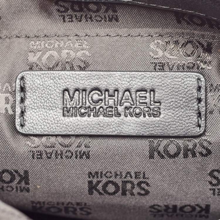 Pre Owned MICHAEL Michael Kors Black Quilted Leather Crossbody Bag
