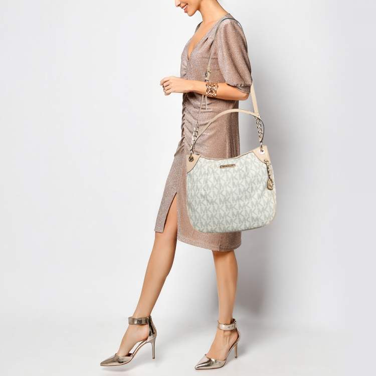 Pre Owned MICHAEL Michael Kors Beige/White Signature Coated Canvas Bedford Large Shoulder Bag