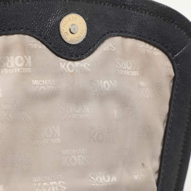 Pre Owned MICHAEL Michael Kors Navy Blue Leather Naomi Crossbody Bag