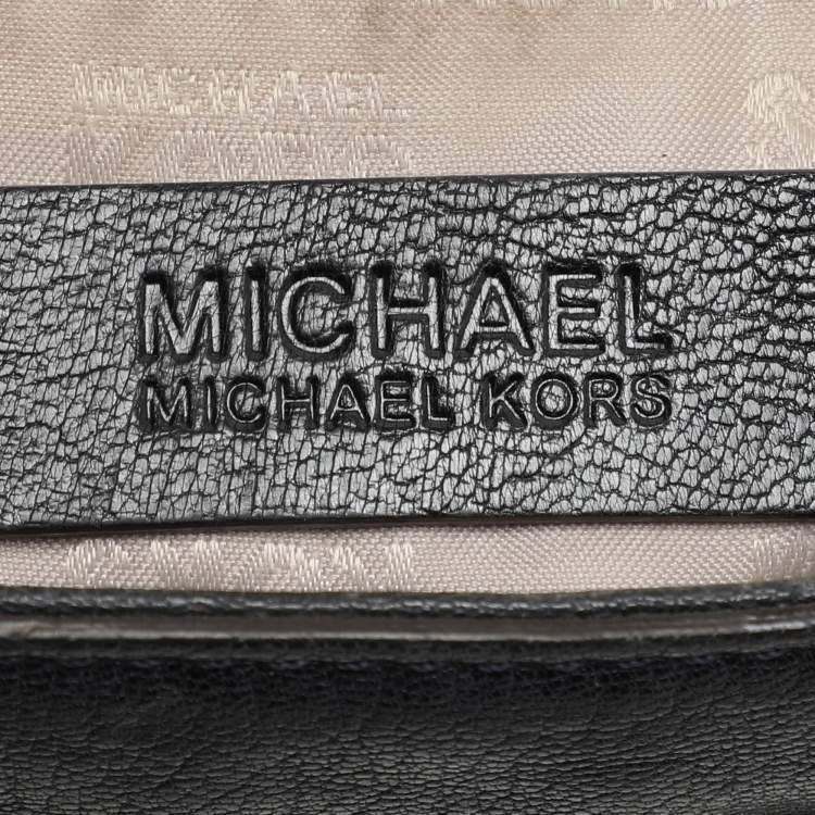 Pre Owned MICHAEL Michael Kors Navy Blue Leather Naomi Crossbody Bag