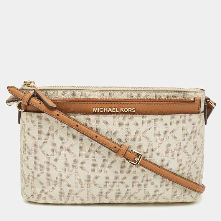 Pre Owned MICHAEL Michael Kors Off White Signature Coated Canvas Jet Set Travel Pochette Bag