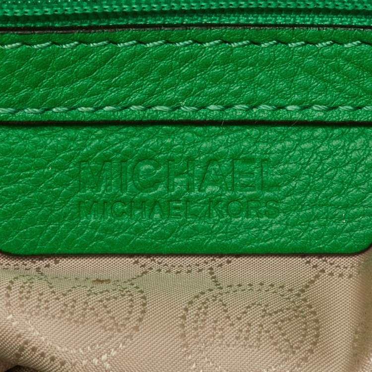 Pre Owned MICHAEL Michael Kors Green Leather Bedford Tassel Crossbody Bag