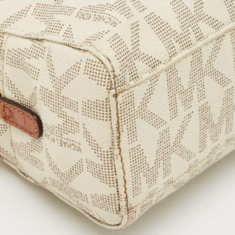 Pre Owned MICHAEL Michael Kors White Signature Coated Canvas Mini Jet Set Travel Satchel