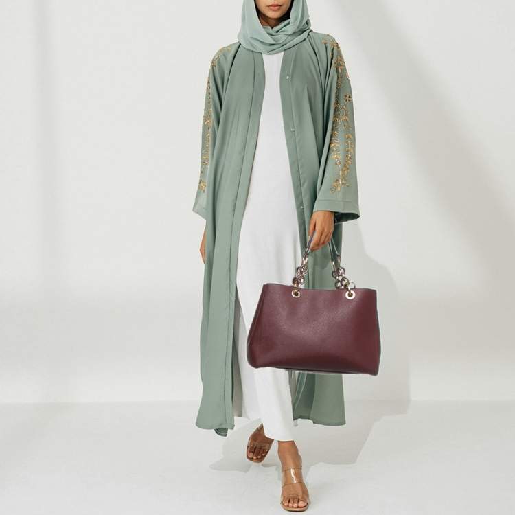 مملوكة مسبقًا MICHAEL Michael Kors Cynthia Medium Burgundy Leather Tote