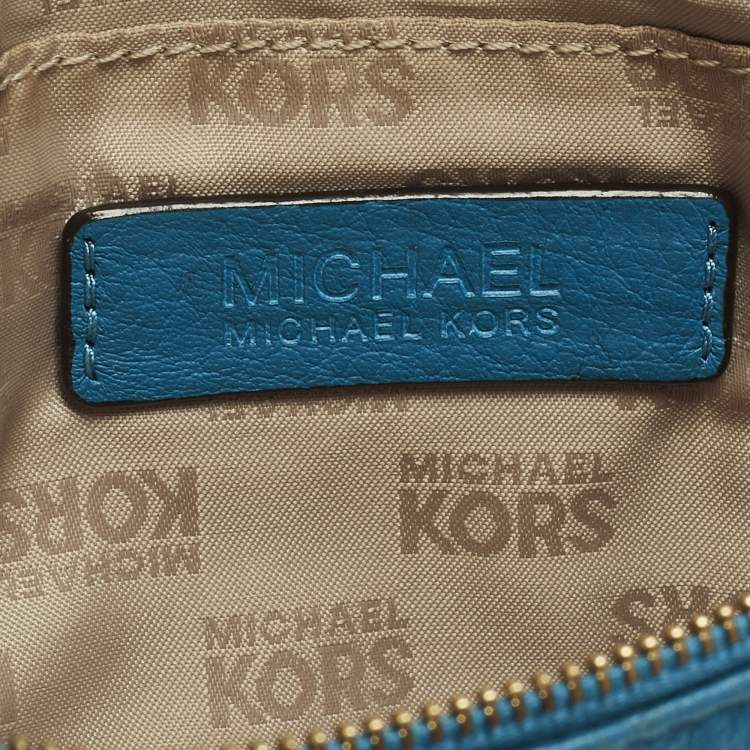 مملوكة مسبقًا MICHAEL Michael Kors Logo Blue Leather Wristlet Clutch
