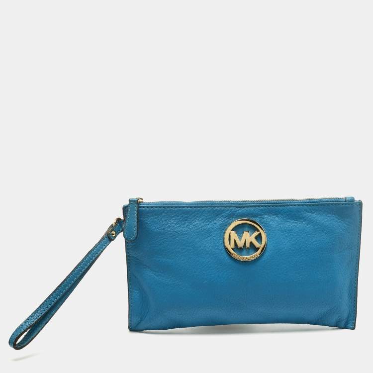 مملوكة مسبقًا MICHAEL Michael Kors Logo Blue Leather Wristlet Clutch