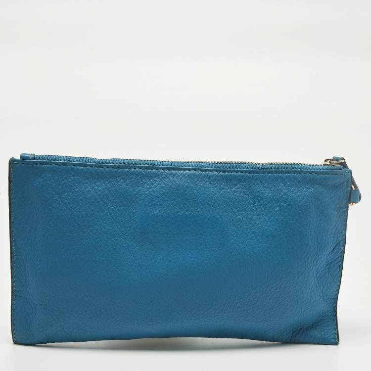 مملوكة مسبقًا MICHAEL Michael Kors Logo Blue Leather Wristlet Clutch