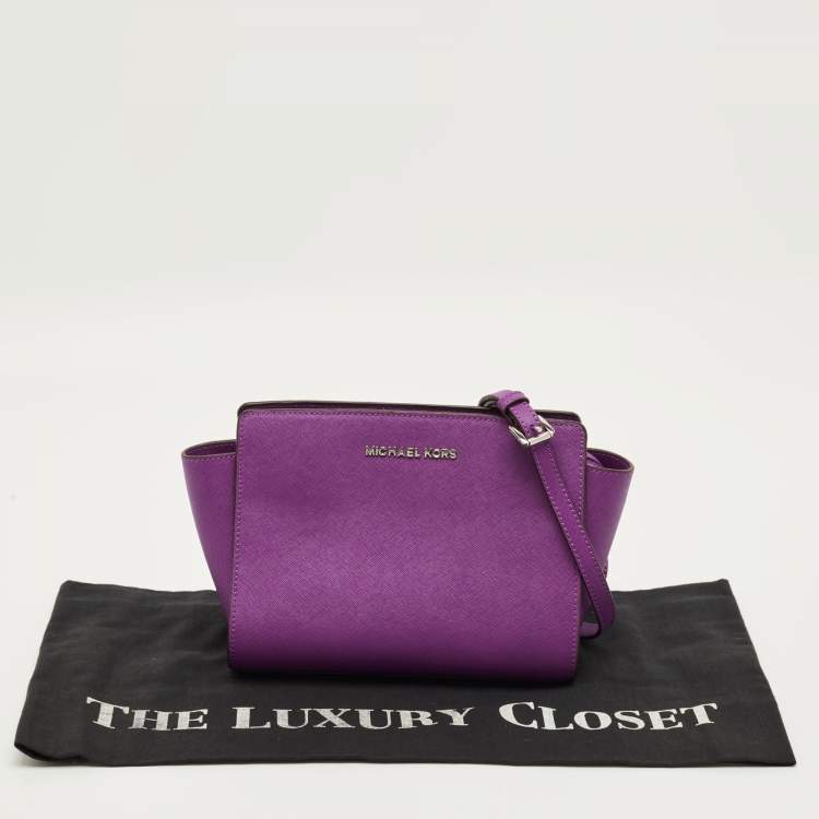 مملوكة مسبقًا MICHAEL Michael Kors Selma Small Leather Crossbody Bag