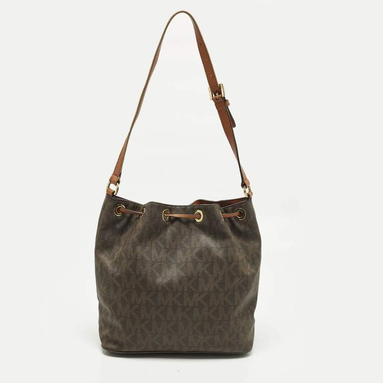 مملوكة مسبقًا MICHAEL Michael Kors Jules Brown Signature Coated Canvas Bucket Bag