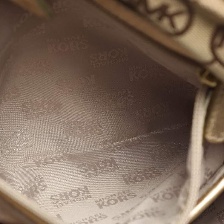 مملوكة مسبقًا MICHAEL Michael Kors Gansevoort Beige/Gold Signature Canvas and Leather Tote