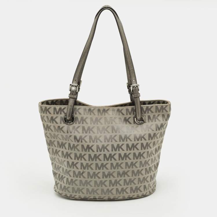 Pre Owned MICHAEL Michael Kors Jet Set Grey Signature Canvas and Leather Tote