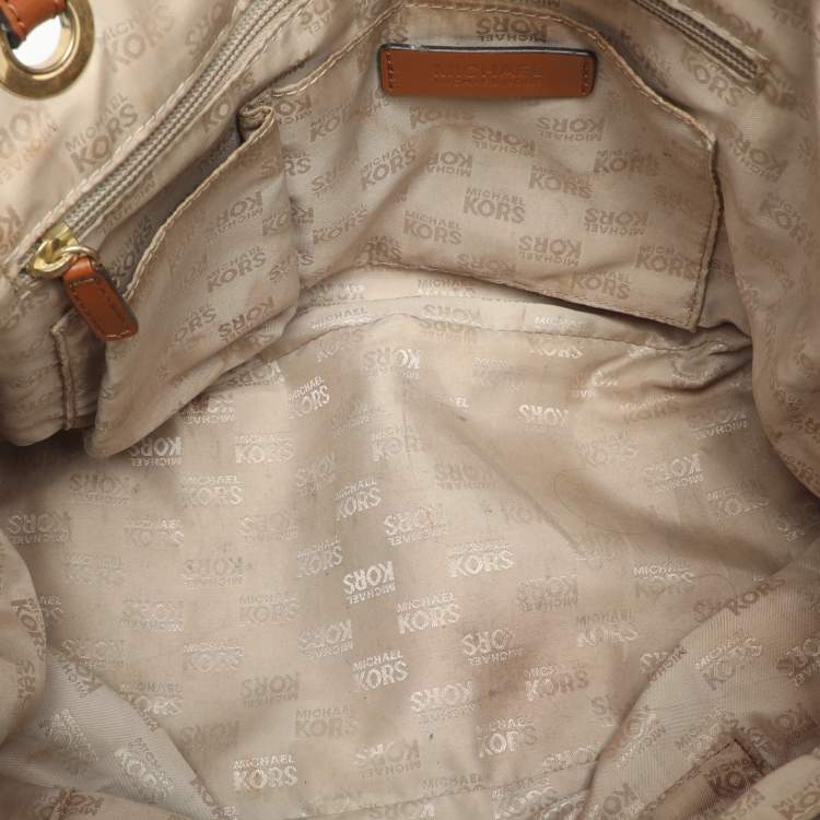 Pre Owned MICHAEL Michael Kors Jet Set Beige/Brown Signature Canvas and Leather Shopper Tote