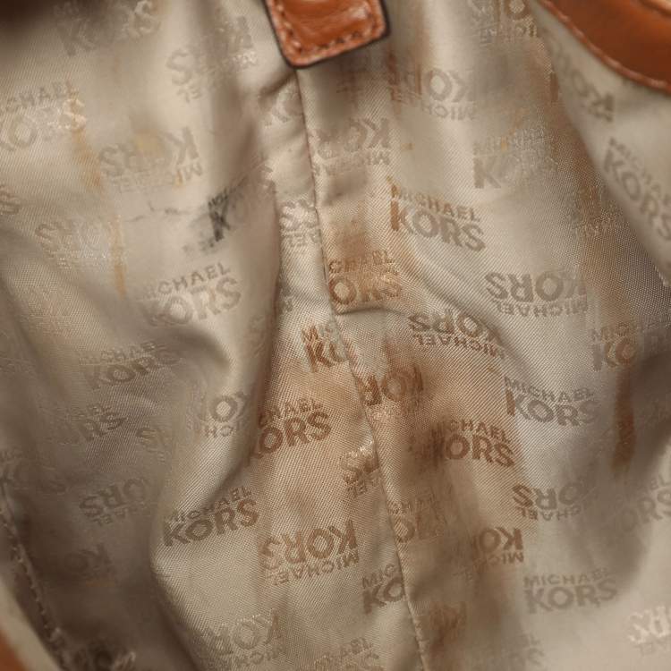 Pre Owned MICHAEL Michael Kors Jet Set Beige/Brown Signature Canvas and Leather Shopper Tote