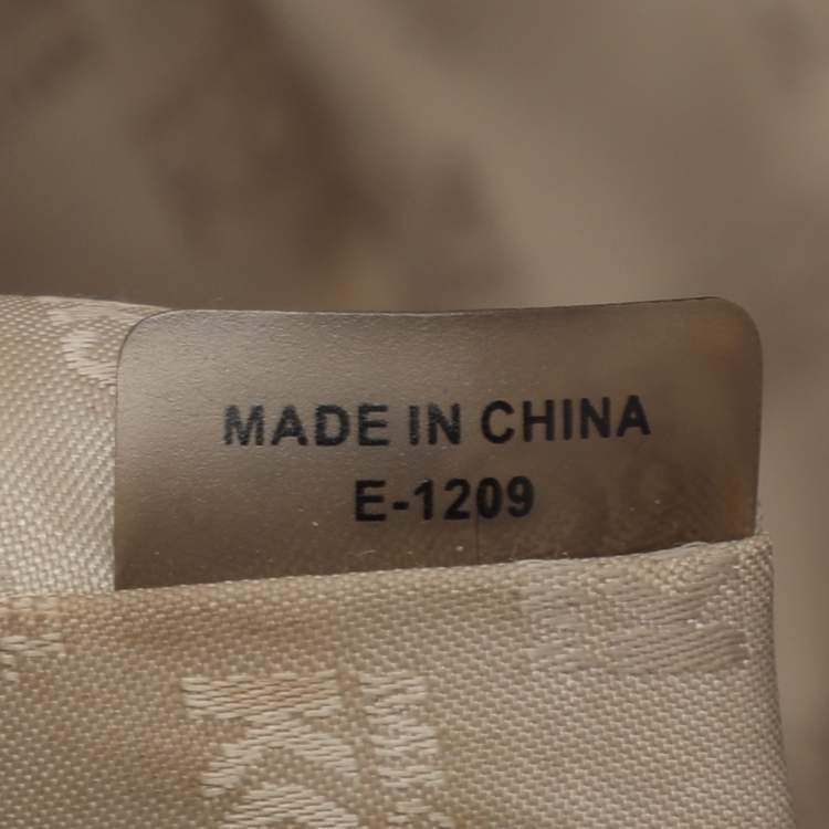 Pre Owned MICHAEL Michael Kors Jet Set Beige/Brown Signature Canvas and Leather Shopper Tote