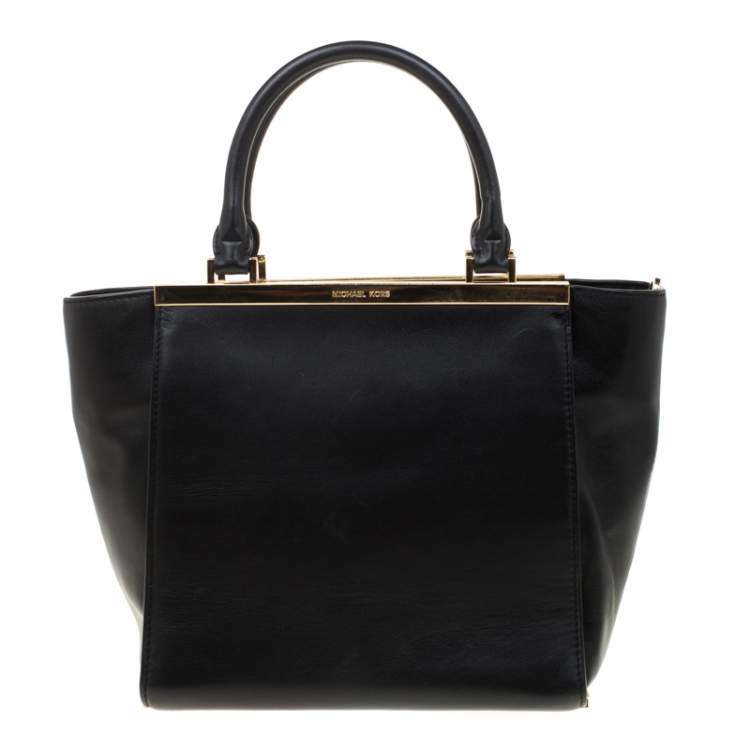 Pre Owned Michael Michael Kors Black Leather Top Handle Bag