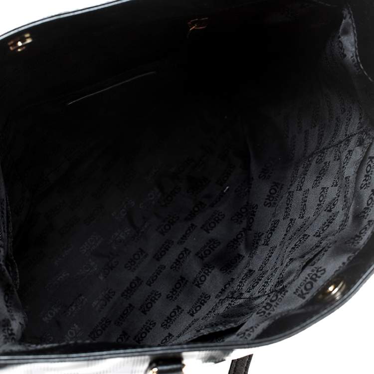 Pre Owned MICHAEL Michael Kors Black Signature Patent Leather Chain Tote