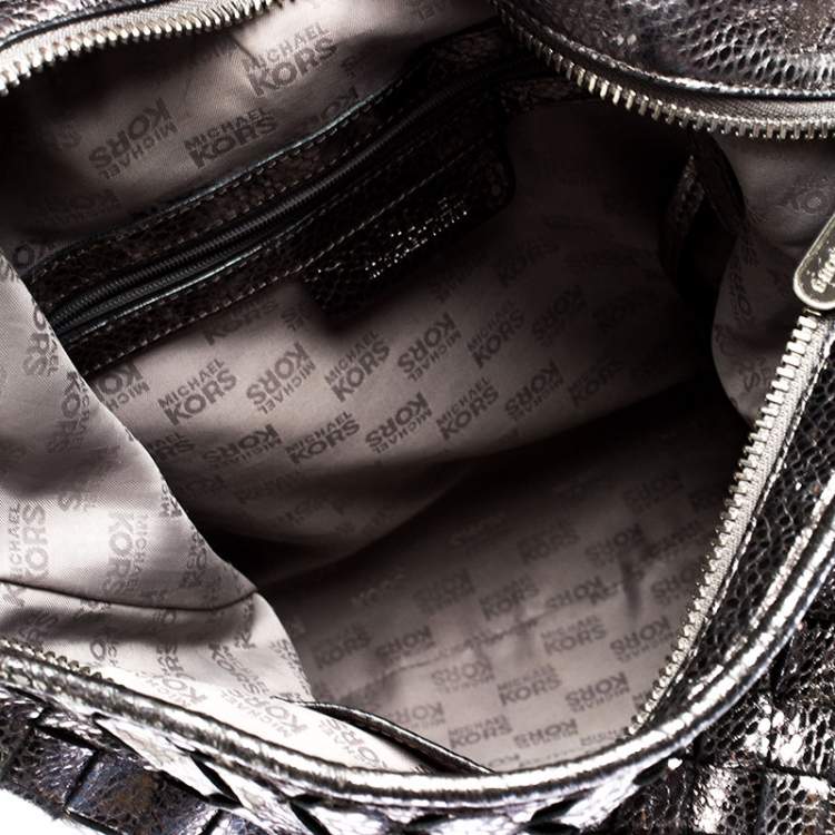 مملوكة مسبقًا Michael Kors Metallic Grey Woven Leather Newbury Hobo