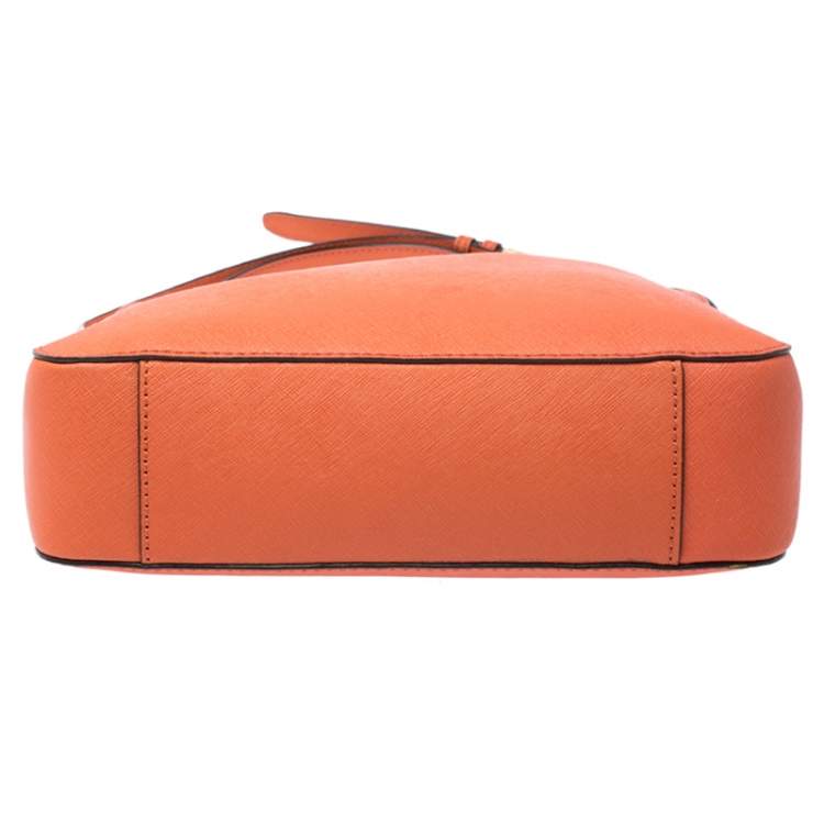 Pre Owned Michael Michael Kors Orange Leather Jet Set Travel Messenger