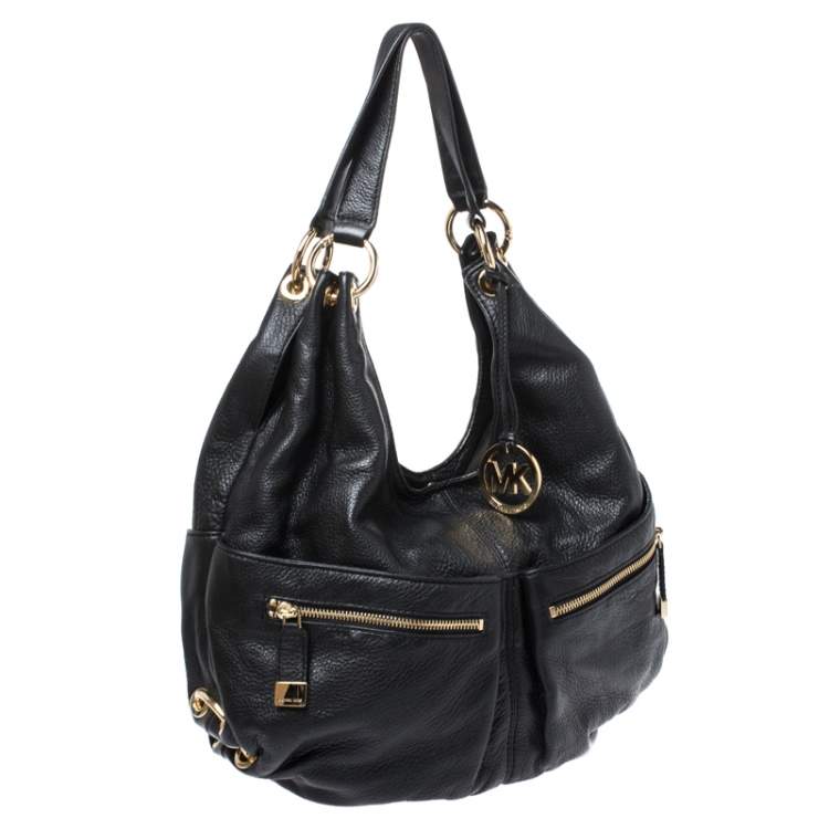 مملوكة مسبقًا Michael Kors Black Leather Large Layton Hobo